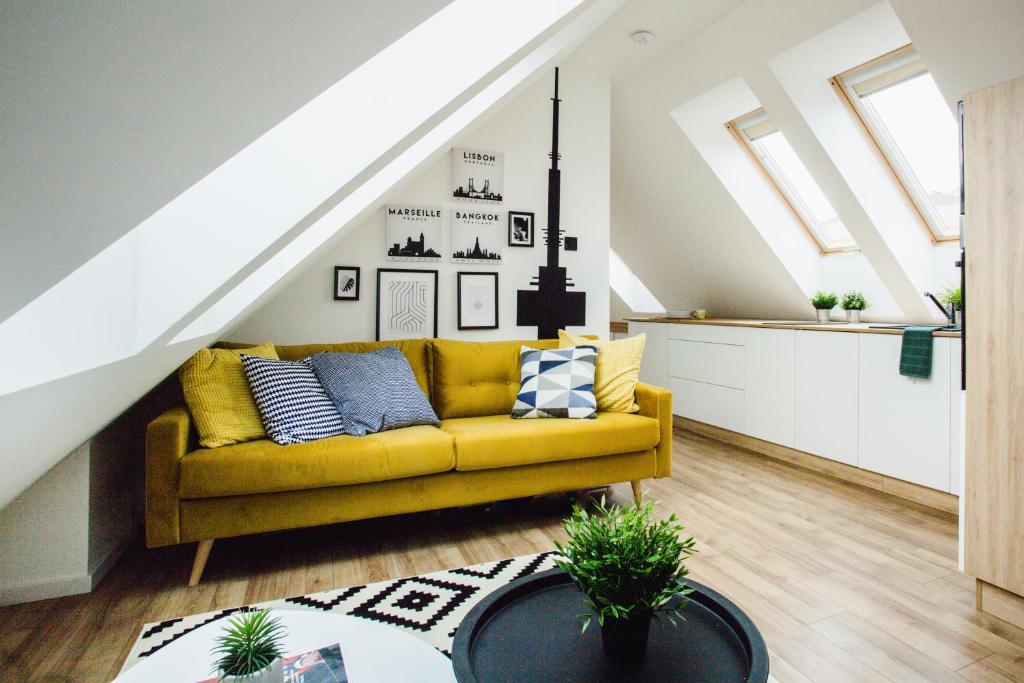 Część wypoczynkowa w obiekcie V10 Apartment