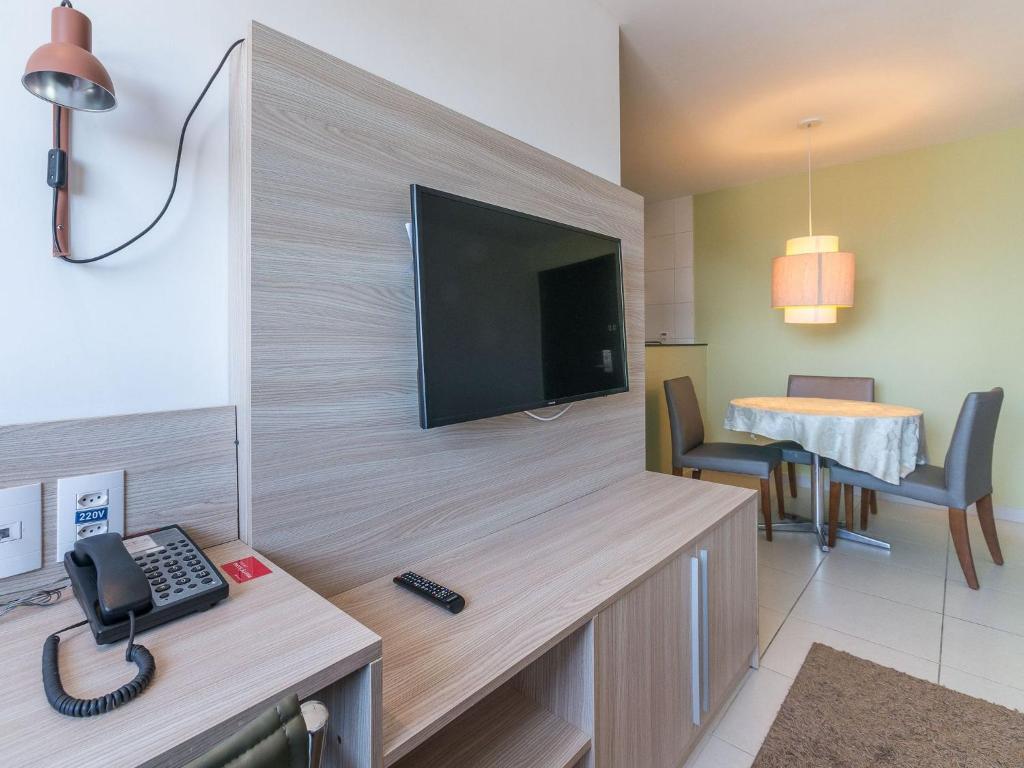  NOB2104 Excelente Flat em Boa Viagem com 2 quartos