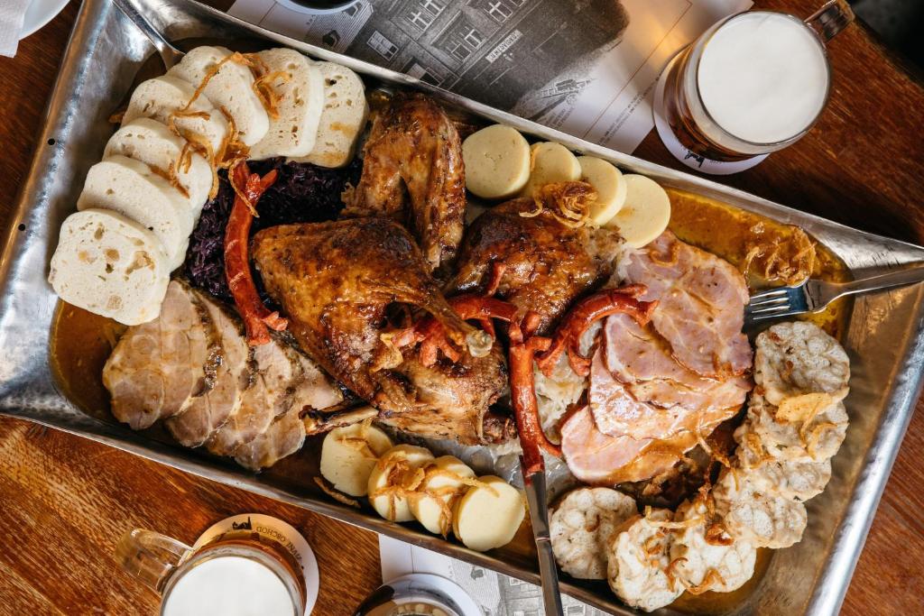 U Medvidku-Brewery Hotel - Resim 34