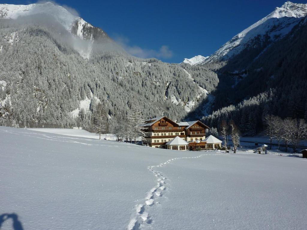 Alpenhotel Badmeister v zimě