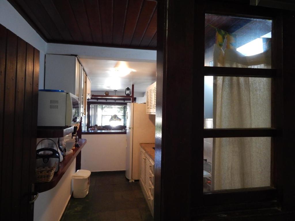  Casa em Condomínio a 2 minutos da praia Geribá em Búzios