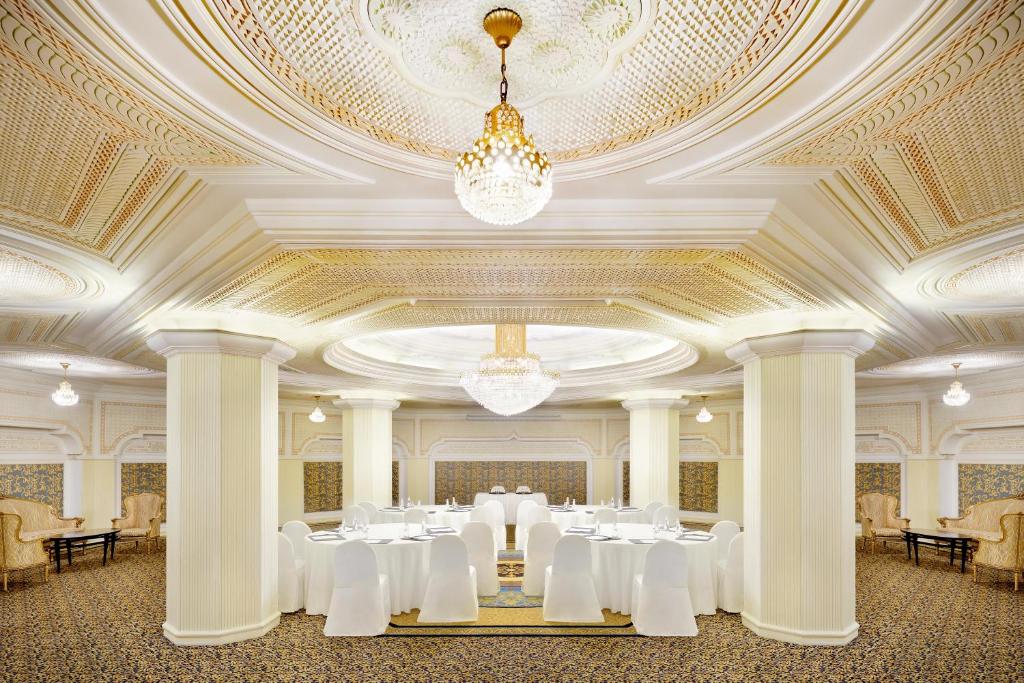 Restaurace v ubytování InterContinental Jeddah by IHG