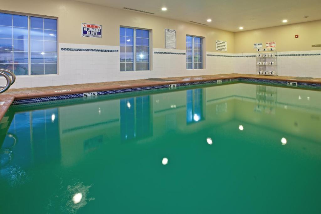 Candlewood Suites Lafayette by IHG photo