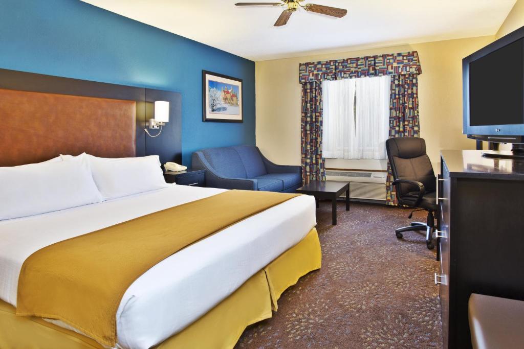 Holiday Inn Express Mackinaw City by IHG - Error