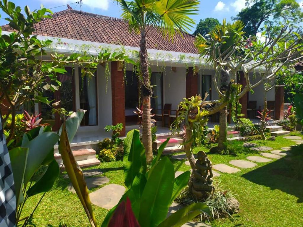 Zahrada ubytování BatanTop Ubud guest house