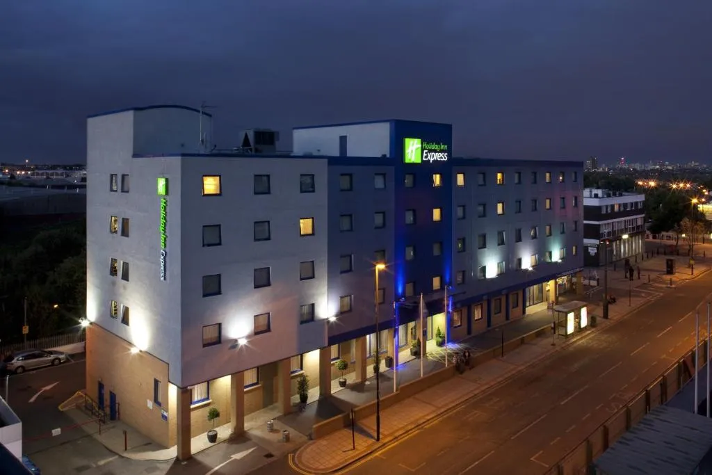 Holiday Inn Express Park Royal, Londra, Marea Britanie