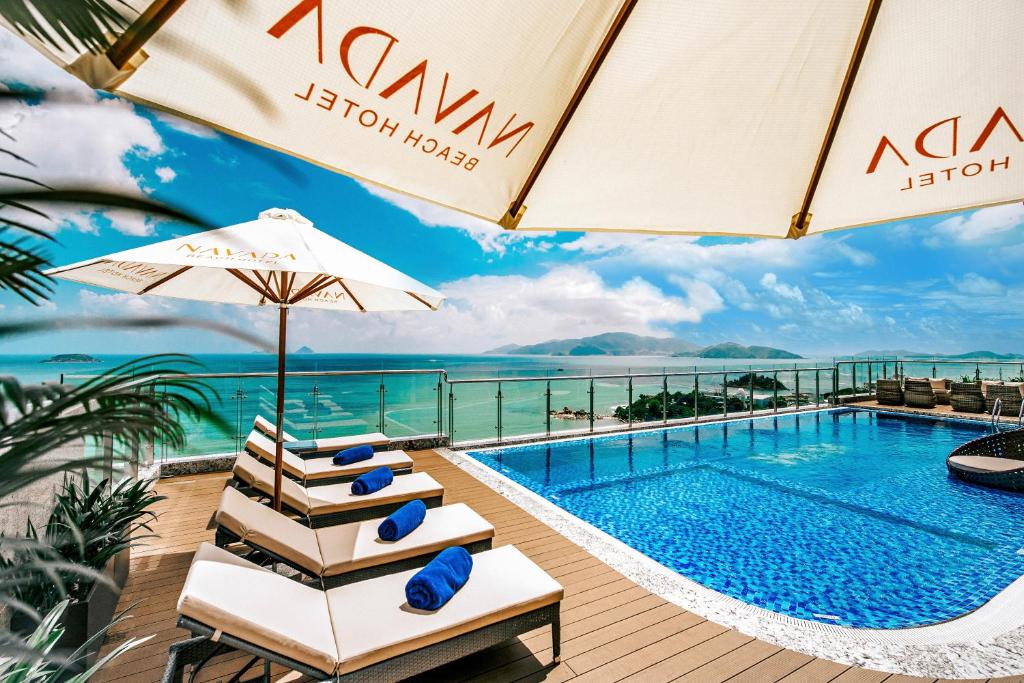 Bazén v ubytování Navada Beach Hotel nebo v jeho okolí