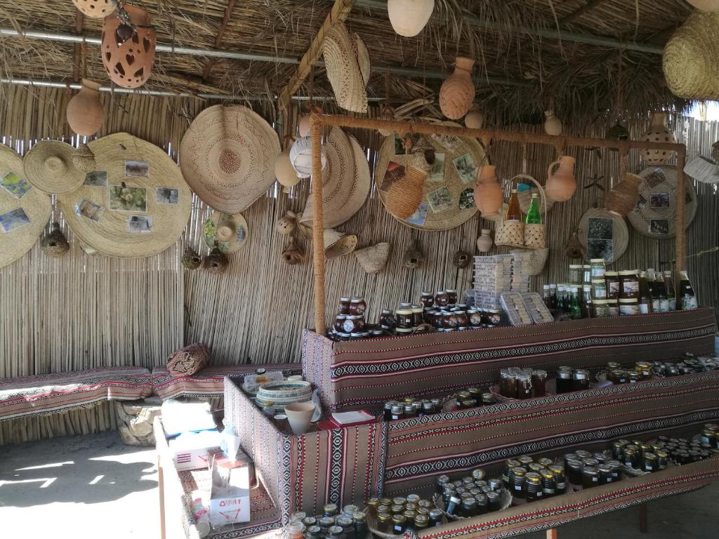 Foto sihtkohas Al Ḩamrāʼ asuva majutusasutuse Basmat almisfah galeriist