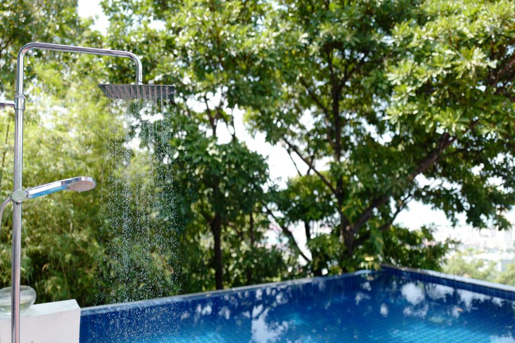 Bazén v ubytování Sunset Bay View Phuket nebo v jeho okolí