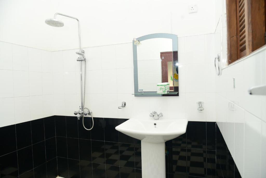 Koupelna v ubytování Senasuma Homestay