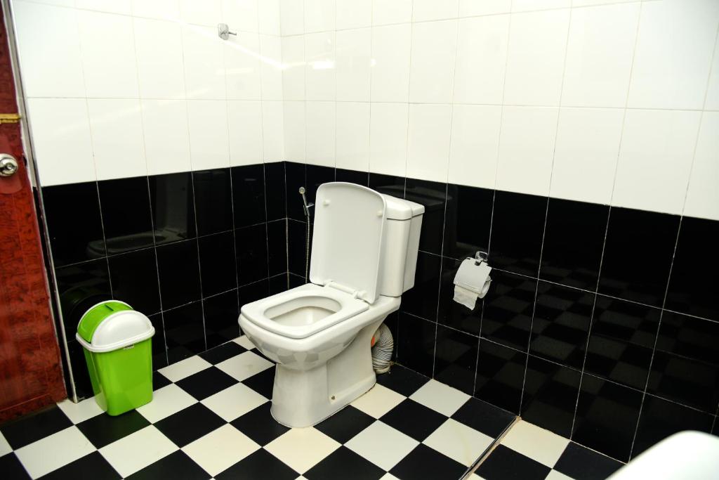 Koupelna v ubytování Senasuma Homestay