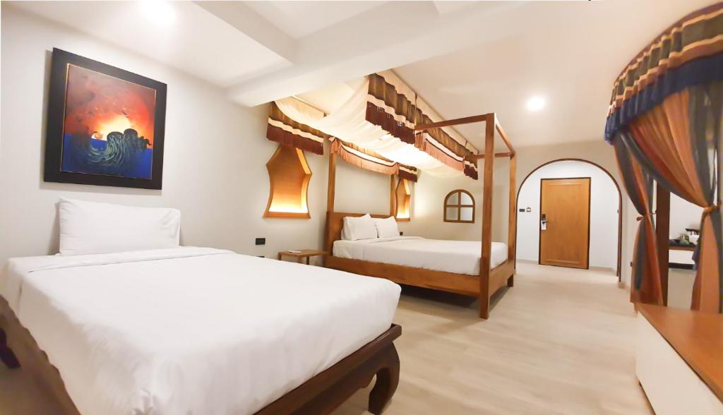 Big Tree Old Town Hotel - Resim 22