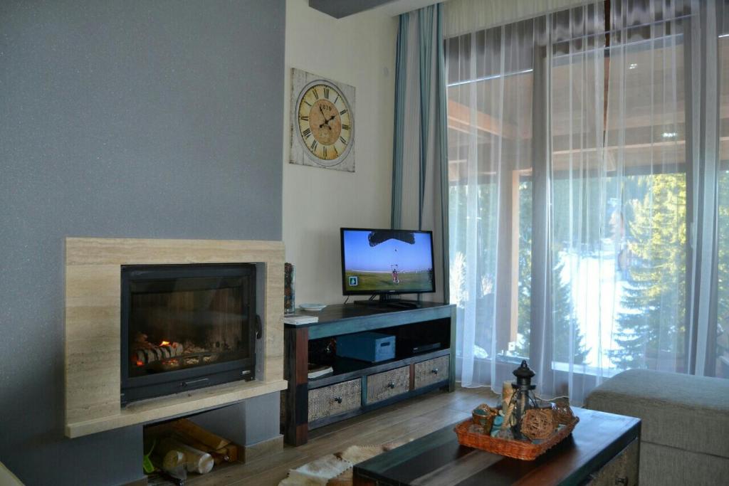 Televisyen dan/atau pusat hiburan di Apartment Jahorina Dream