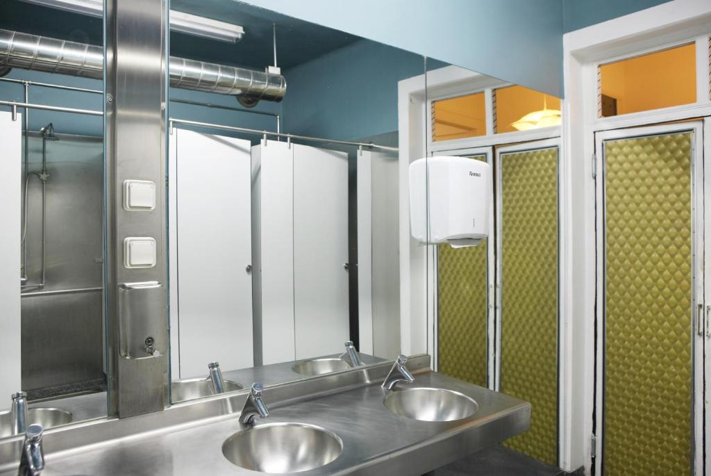 Goodmorning Solo Traveller Hostel - 7