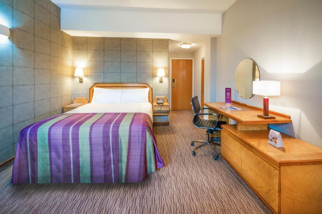 Postel nebo postele na pokoji v ubytování Copthorne Hotel Plymouth