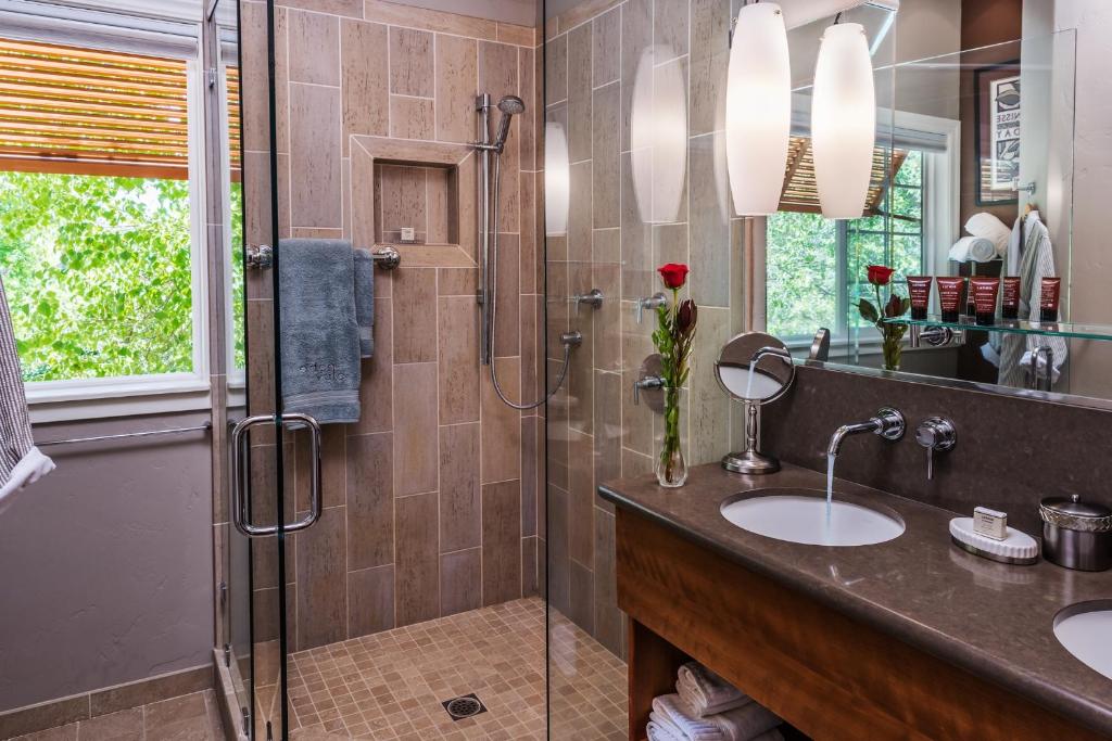 Eden Vale Inn - Premium Suite