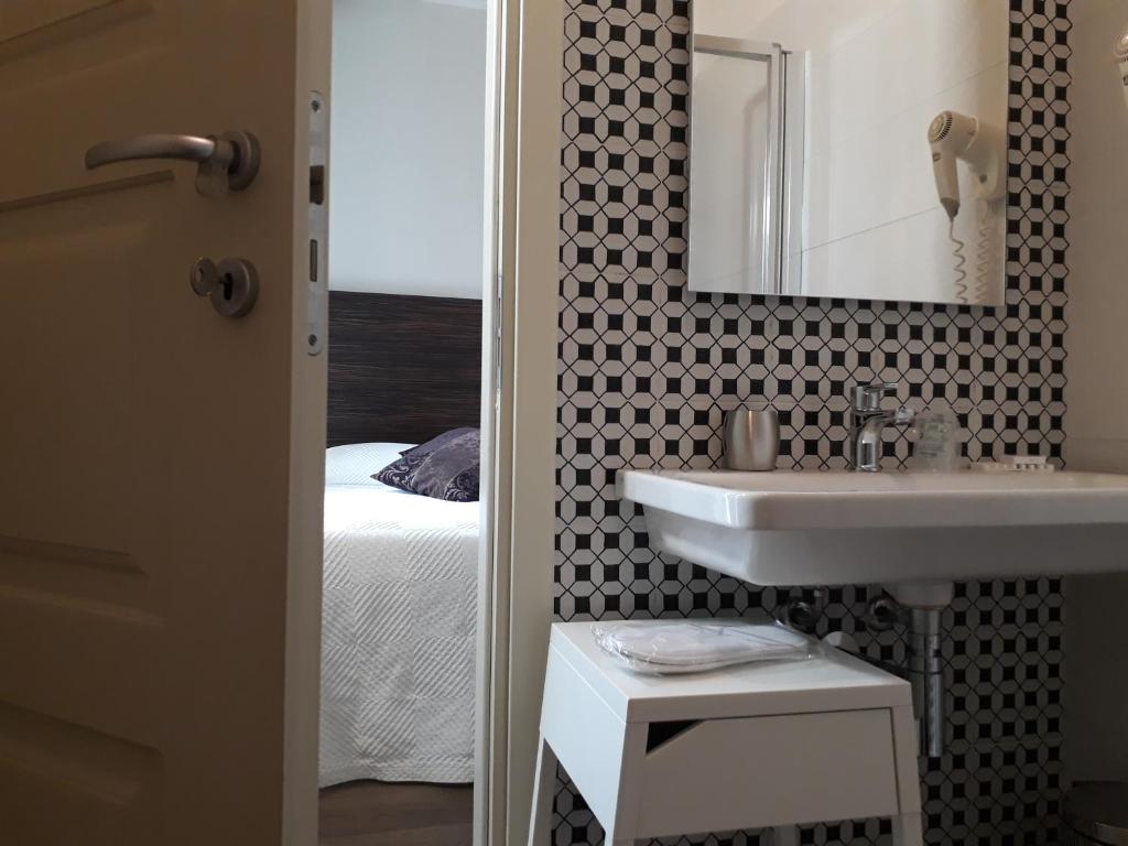A bathroom at Resort Limax Acis