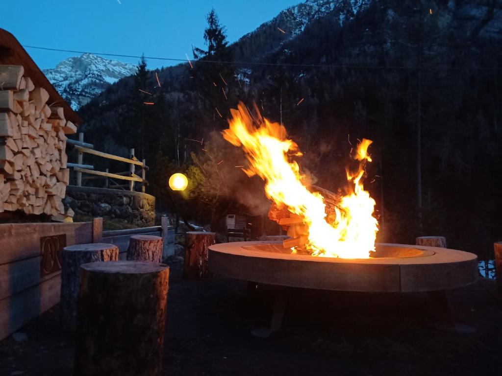 Nespecifikovaný výhled na hory nebo výhled na hory při pohledu z hotelu