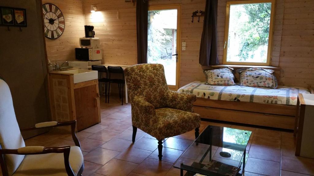 Postel nebo postele na pokoji v ubytování Chambres d'Hôtes Le Plessis à Broye