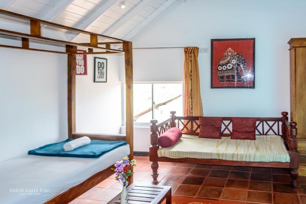 Sirène Galle Fort - 15