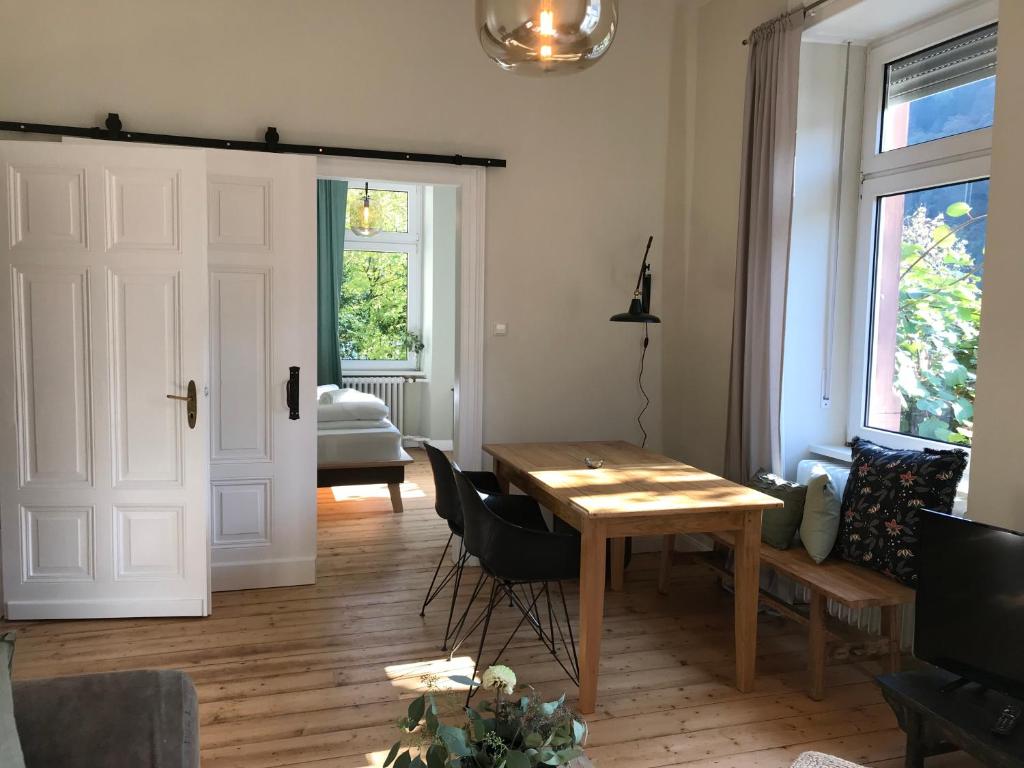 Fabelhaus - Two-Bedroom Apartment
