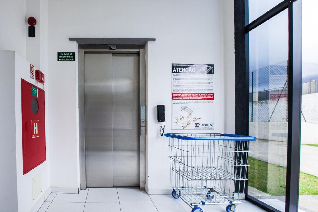  Apto Ubatuba Condomínio Sun Way Piscina Churrasqueira