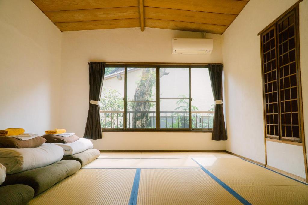 Posezení v ubytování Onsen Guesthouse HAKONE TENT