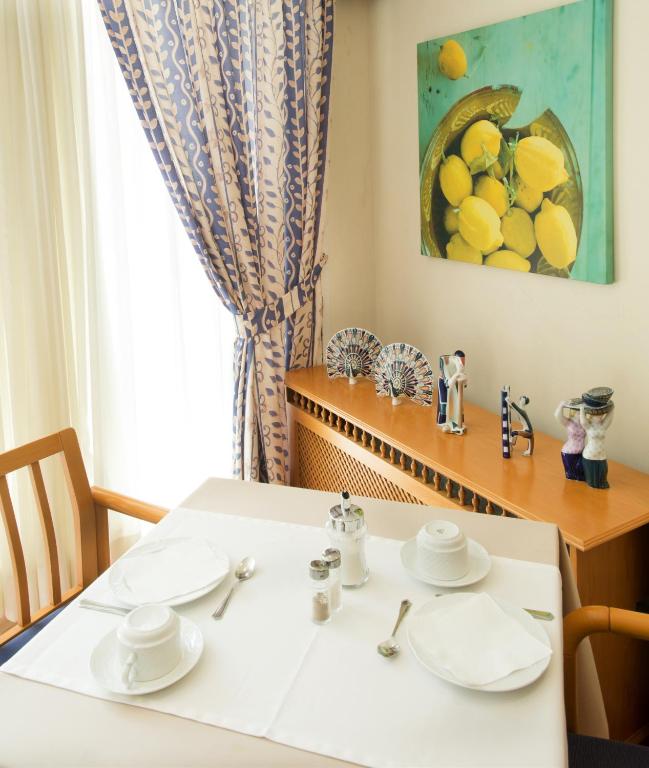 Fotografie z fotogalerie ubytování Hostal Residencia Sutimar v destinaci Paguera