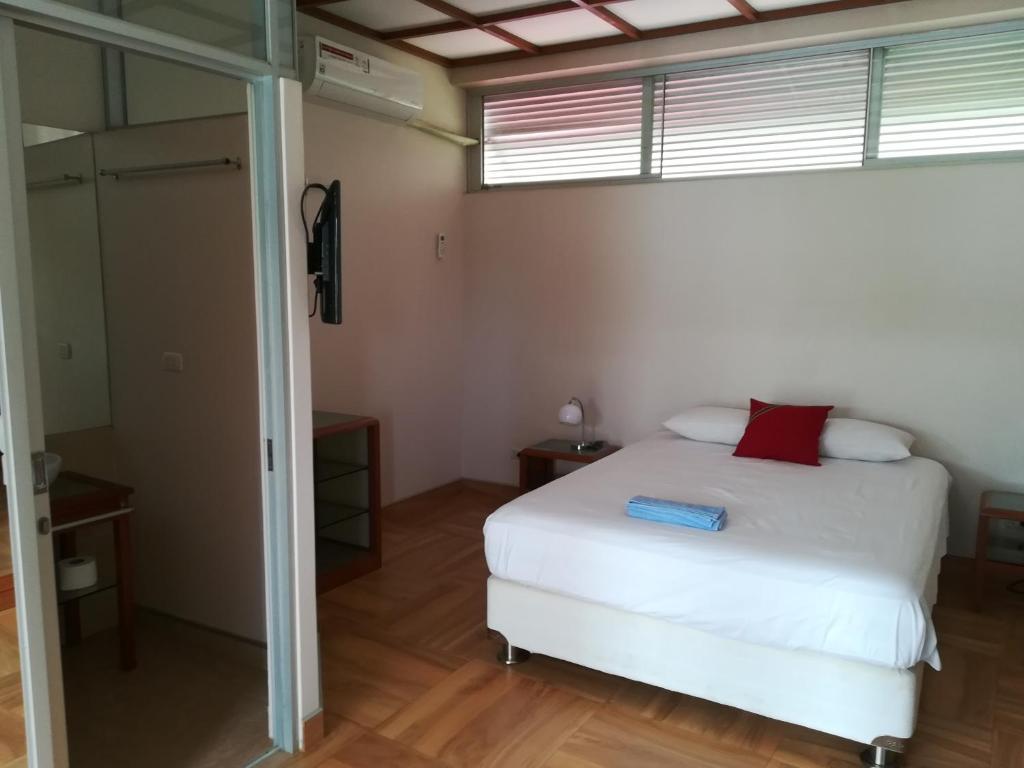 La Casa Del Italiano - Queen Room With Pool View