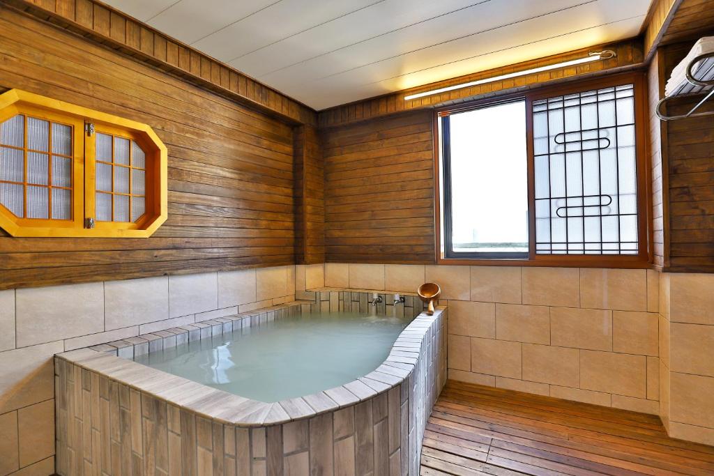 Fotografie z fotogalerie ubytování Phoenix Pavilion Hot Spring Hotel v destinaci Taipei