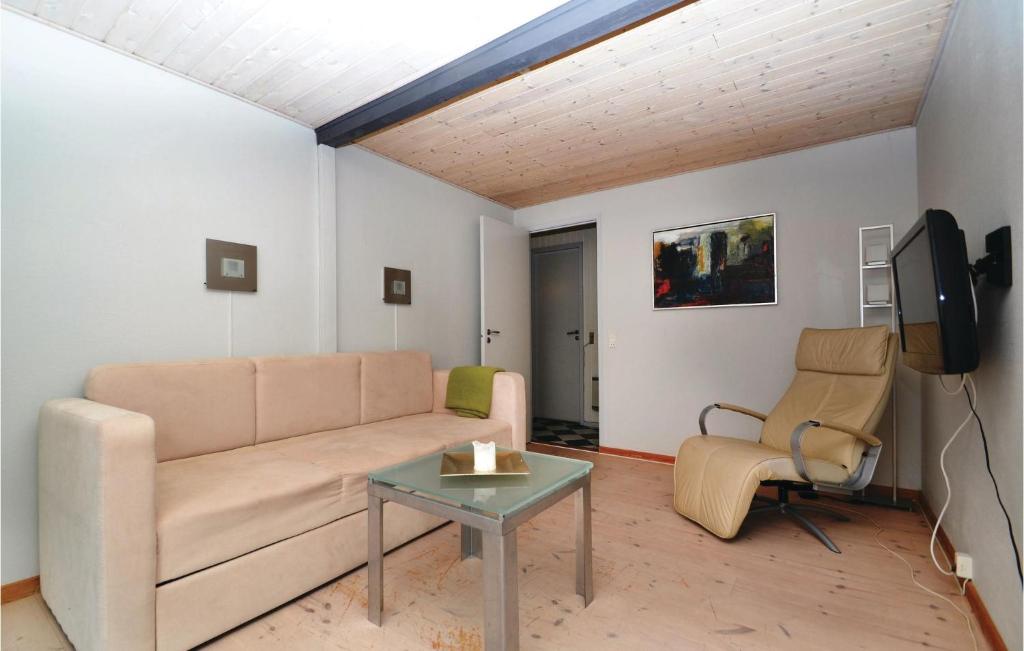 TV a/nebo společenská místnost v ubytování Holiday Home Klittoften