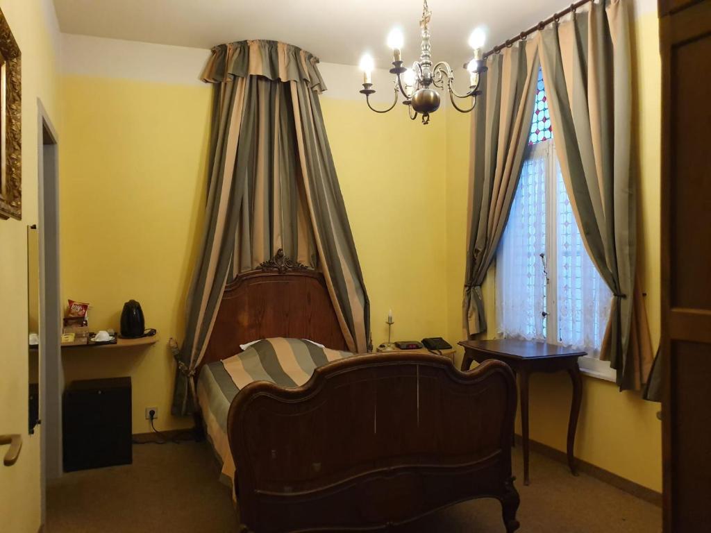 
Standard Single Room
