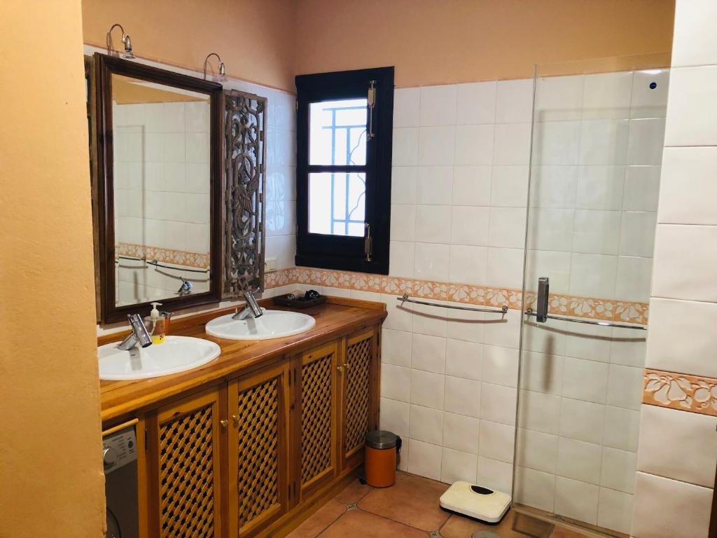 A bathroom at Finca el Regalo