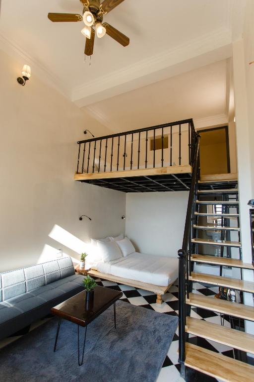 Mountain View Station - 5