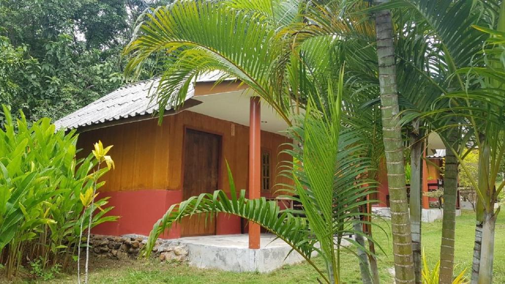 Koh Jum Coral Bay Resort - 2