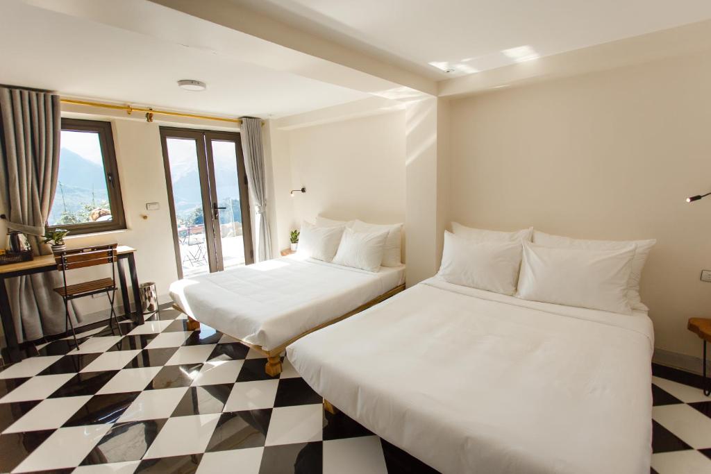 Mountain View Station - 19