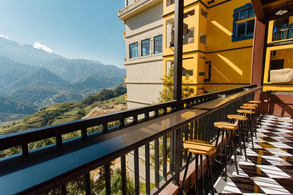 Mountain View Station - 14