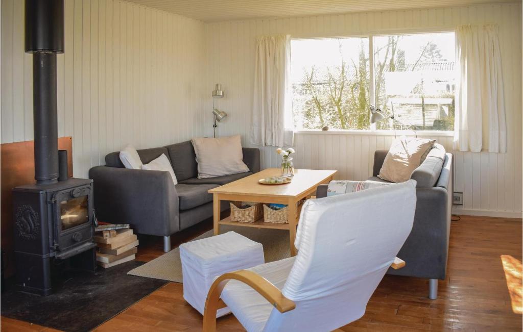 Posezení v ubytování Holiday Home Engsvinget Bogense Iii