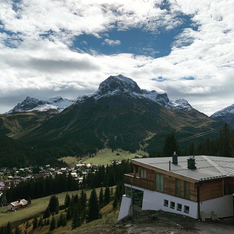 Nespecifikovaný výhled na hory nebo výhled na hory při pohledu z bed and breakfast