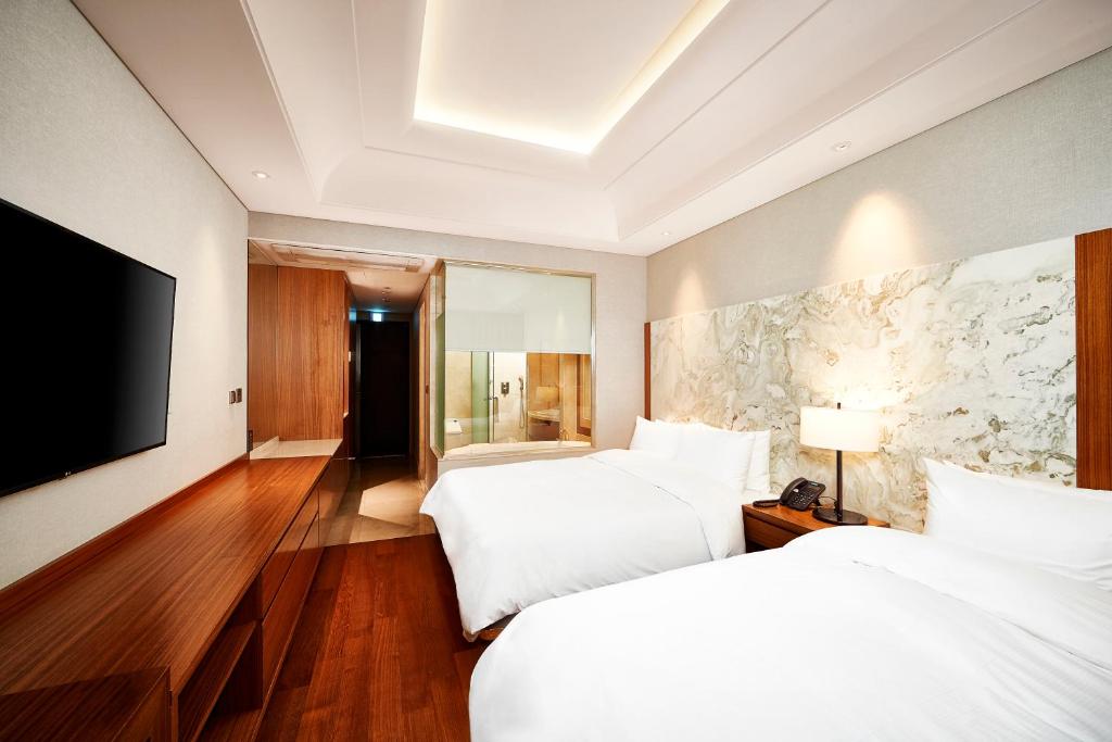 Arban Hotel - Deluxe Tweepersoonskamer Met 2 Aparte Bedden
