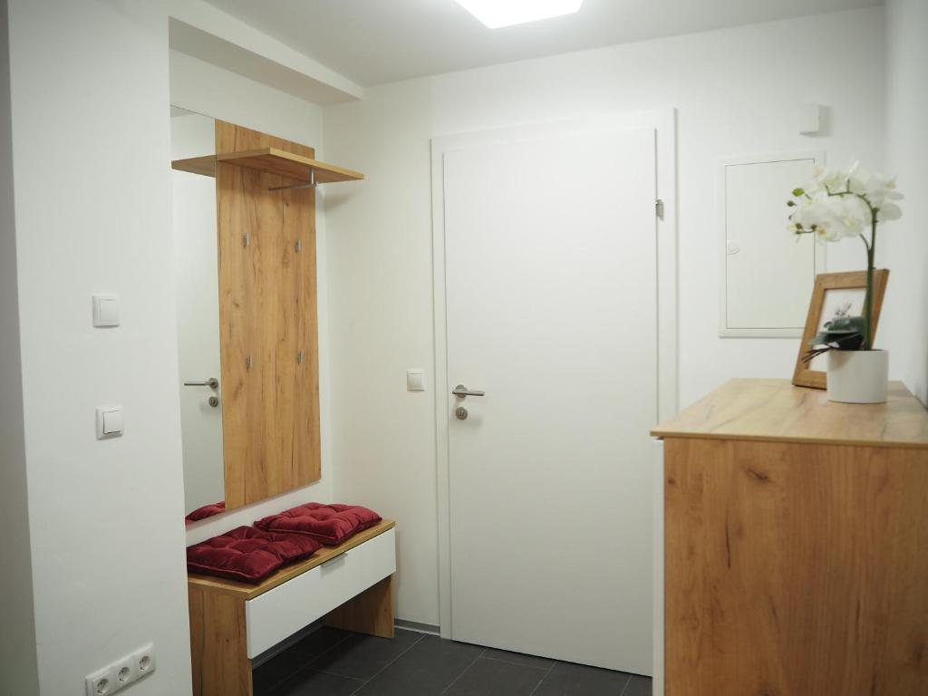 Postel nebo postele na pokoji v ubytování APSTAY Bungalow I FREE Parking I Self Check-in