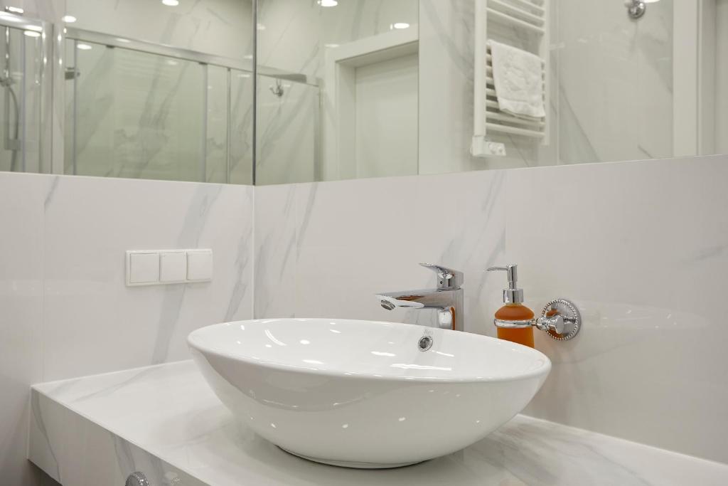 RAJSKA 3 by PI Apartments - Resim 27