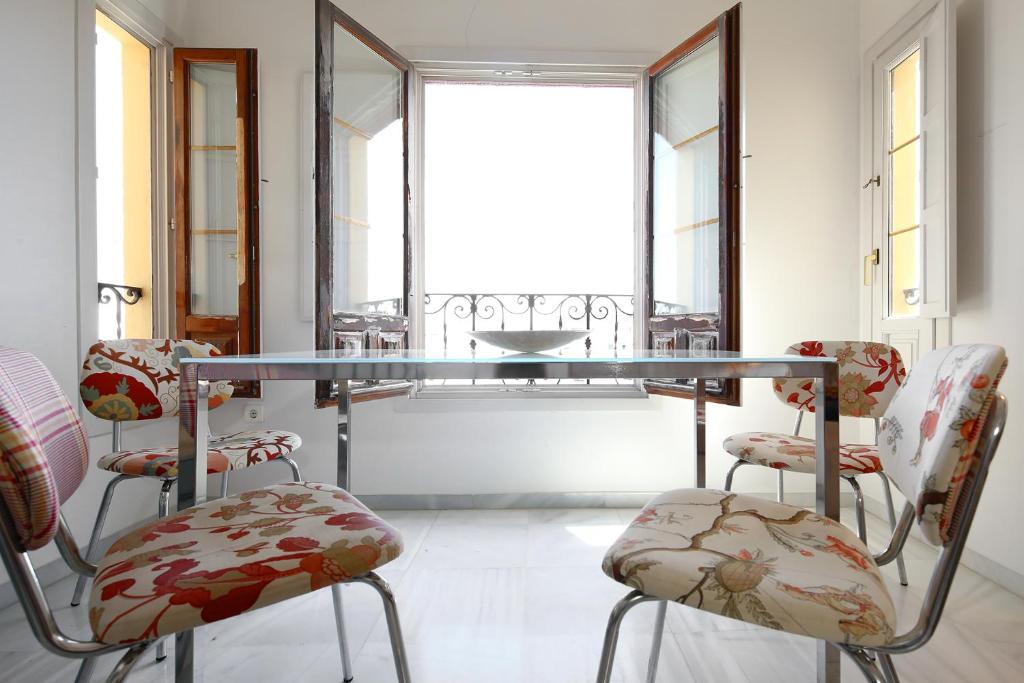 Posedenie v ubytovaní Veoapartment Alameda Penthouse