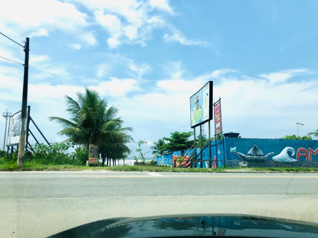  Casa com piscina em boraceia a 400 metros da praia