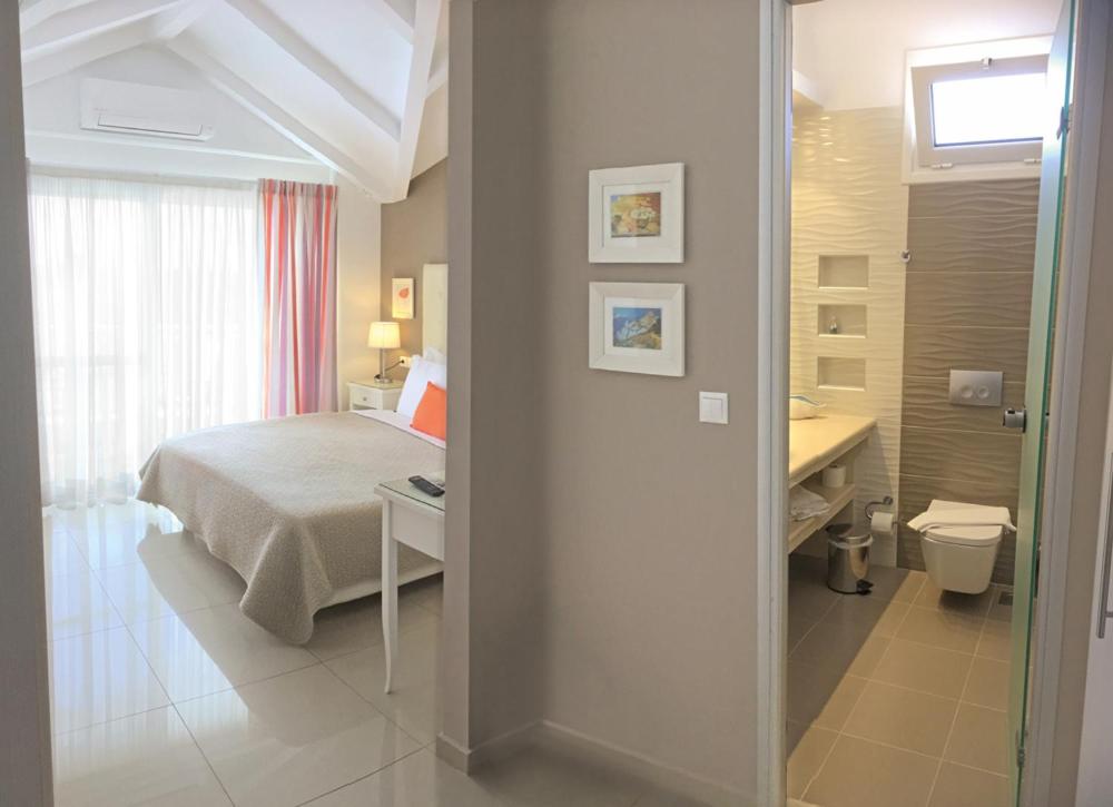 Ванная комната в Haris Hotel Apartments and Suites