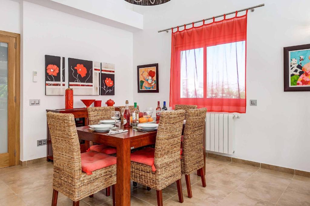 Fotografie z fotogalerie ubytování Villa Marioma v destinaci Cala de Sant Vicenç