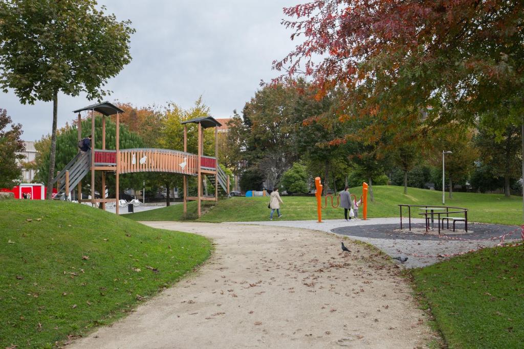 Herní místnost nebo prostor pro děti v ubytování Covelo Park Apartment