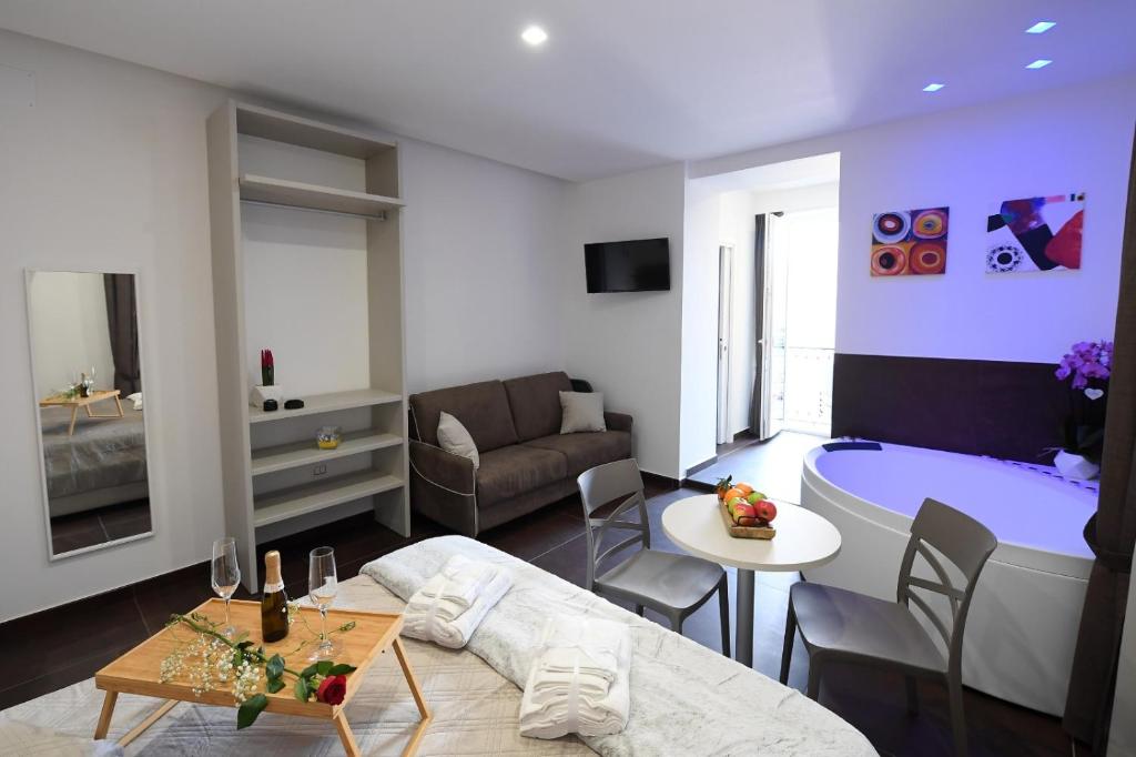 B&B IN CENTRO STORICO SALERNO - 10