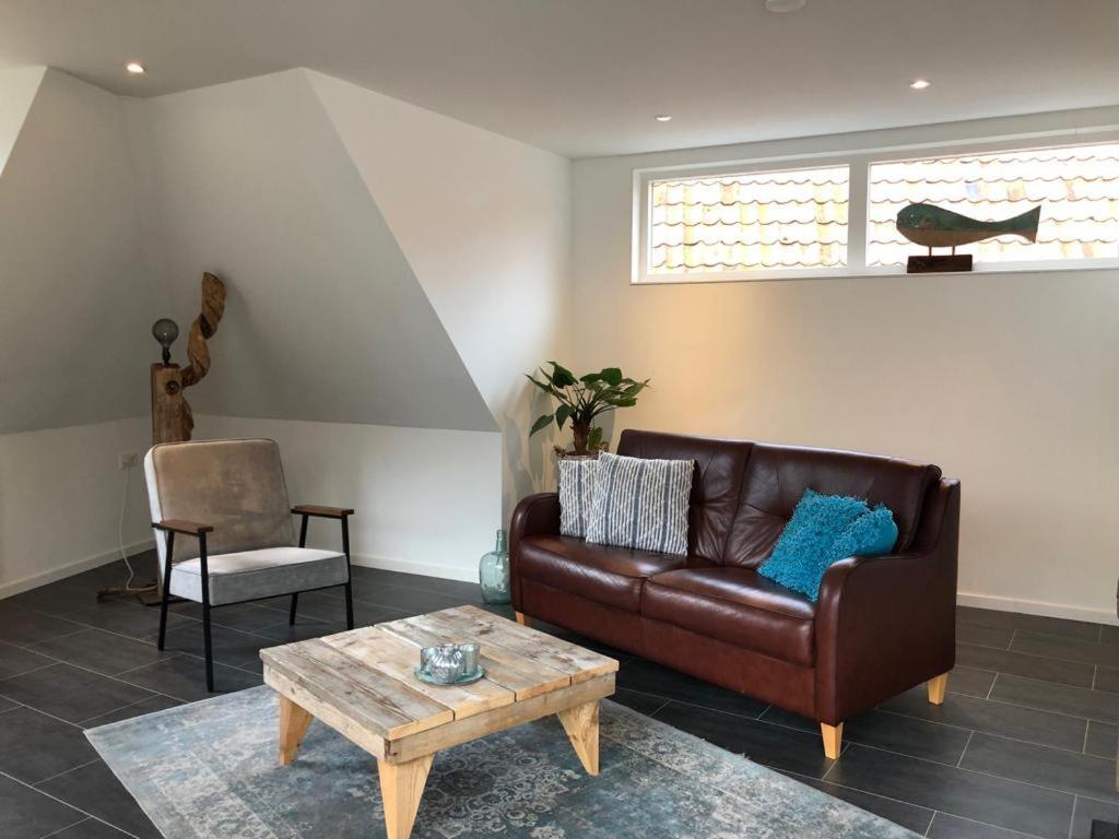 Cosy Harlingen I - One-Bedroom Apartment