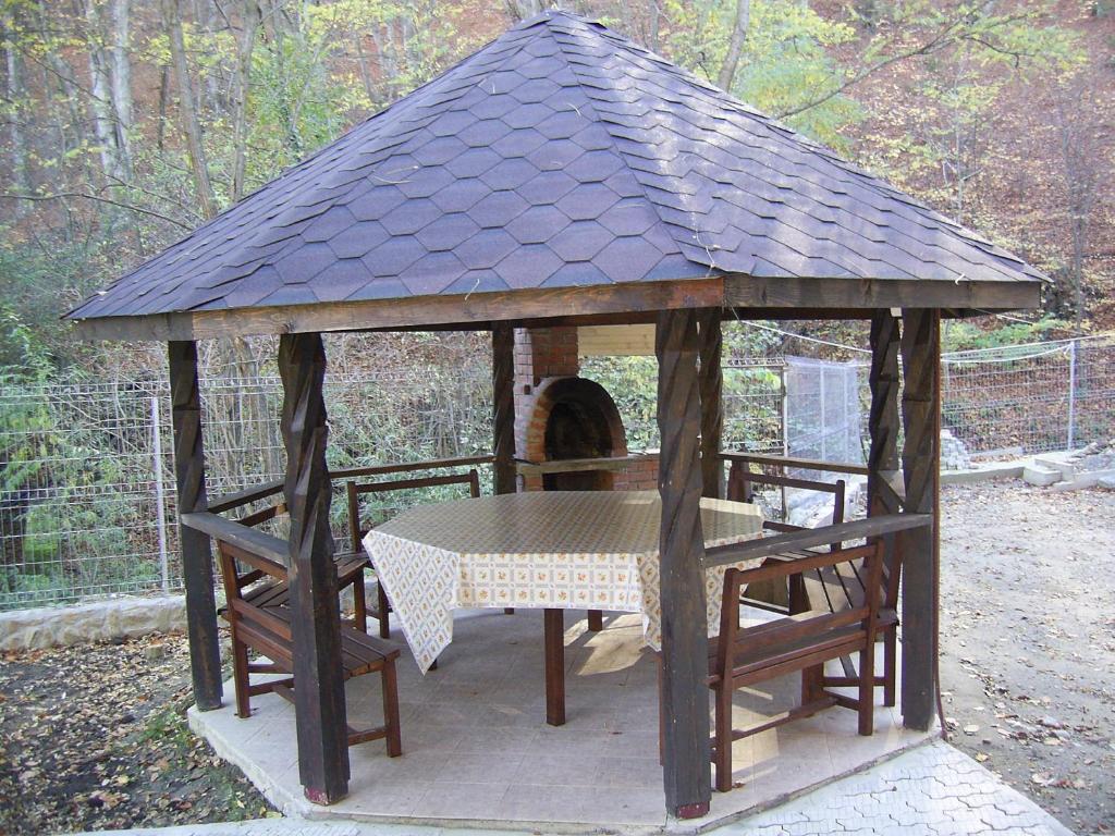 Pensiunea Iasmina si Pescarul